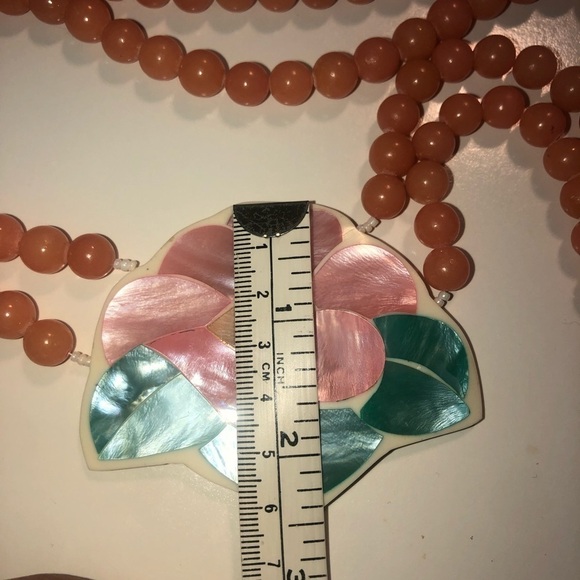 VTG Lee Sands MOP Inlay Lucite Beaded Floral Necklace & Earrings 24” & 1” - Picture 10 of 10